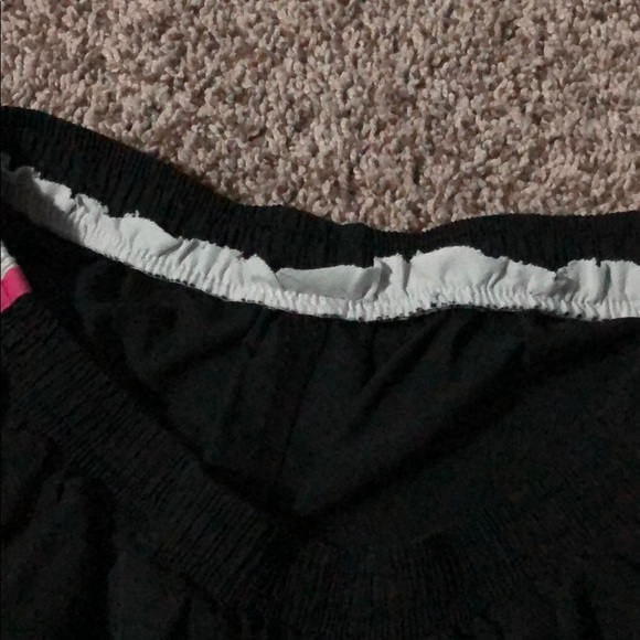 Nike shorts - Picture 3 of 3